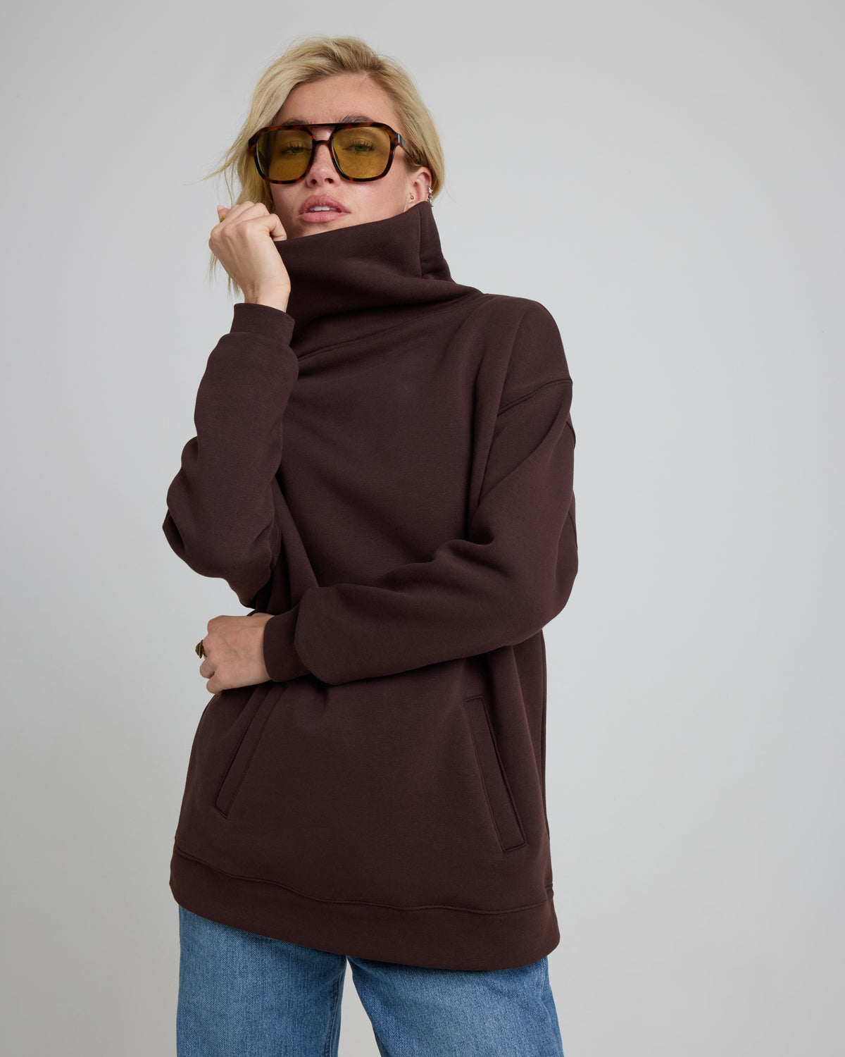 High Neck Sweatshirt - Bitter Chocolate